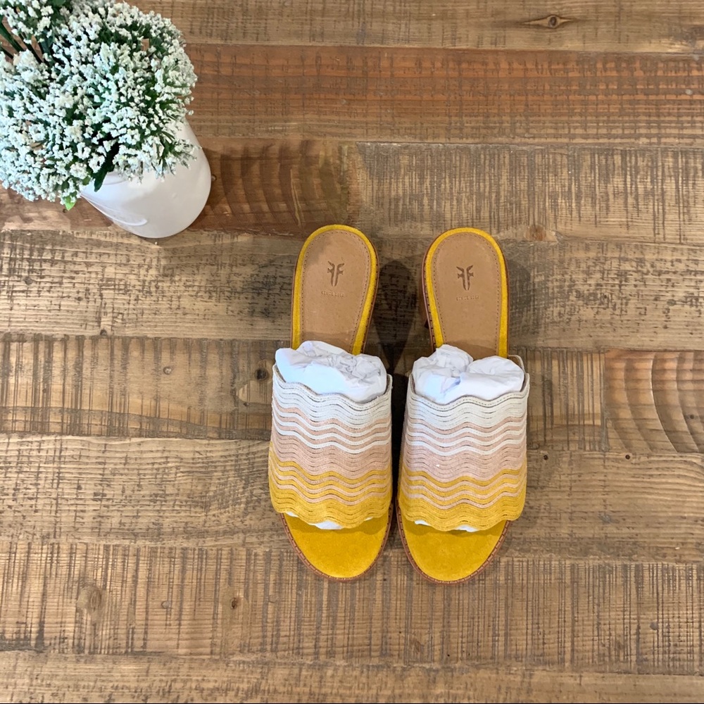 NIB! FRYE “Cindy” multicolored suede mules - Picture 2 of 13